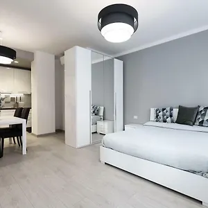 Apartament Center - Porta Romana, Mediolan
